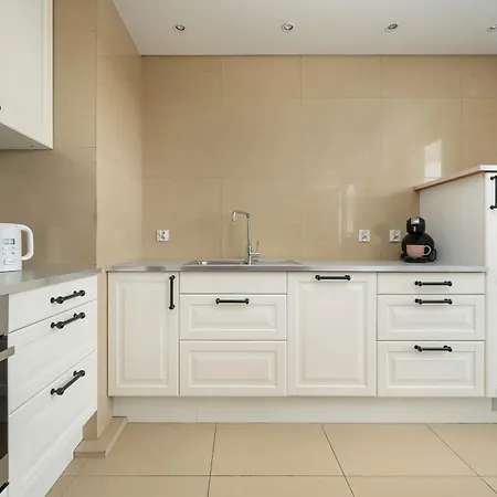 דירה Cozy With Garage Access By Renters
