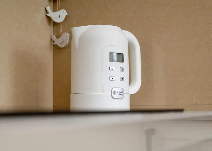 Cozy With Garage Access By Renters